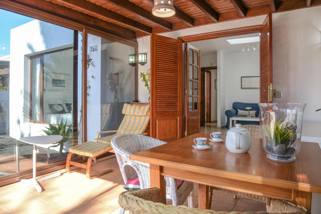 Bungalow Playa Bastian Costa Teguise Buitenkant foto