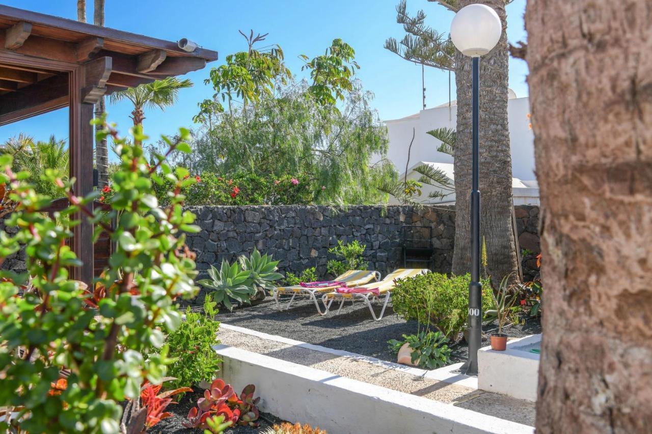 Bungalow Playa Bastian Costa Teguise Buitenkant foto