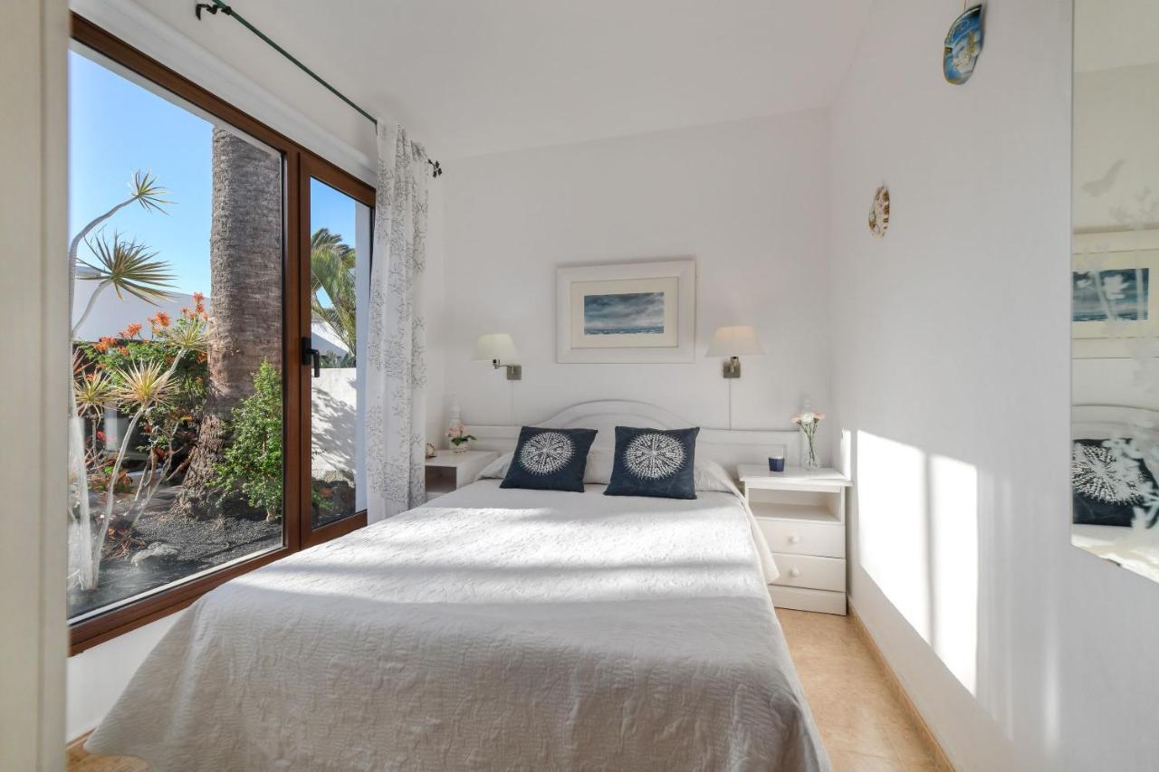 Bungalow Playa Bastian Costa Teguise Buitenkant foto